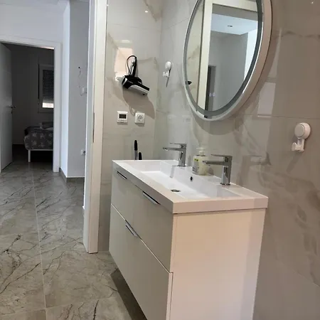 Koko Near Dubrovnik - Private Oasis With Private Pool, Jacuzzi And Sauna Apartmán Martinovici